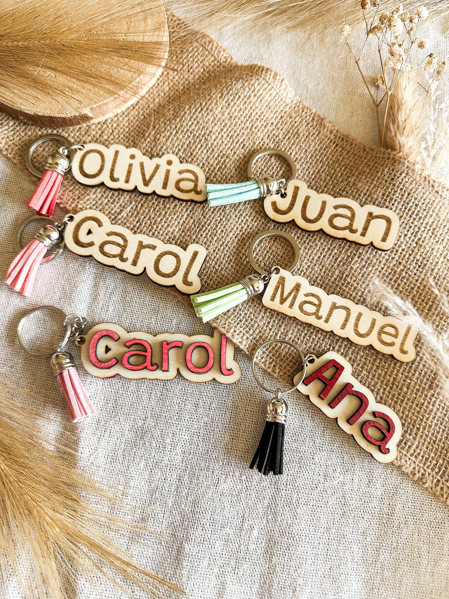 Llaveros nombres de madera 🔑