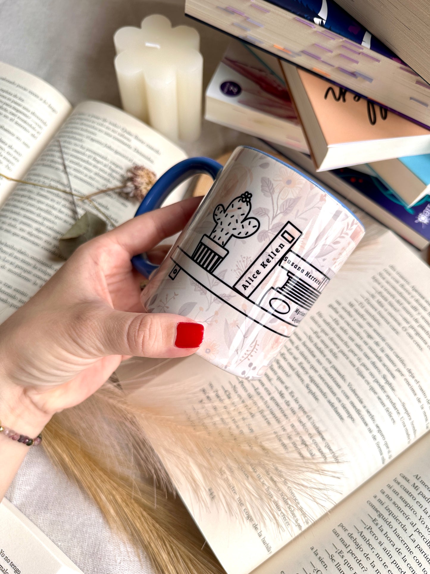 Taza Personalizada - Estantería Autores Favoritos 📚