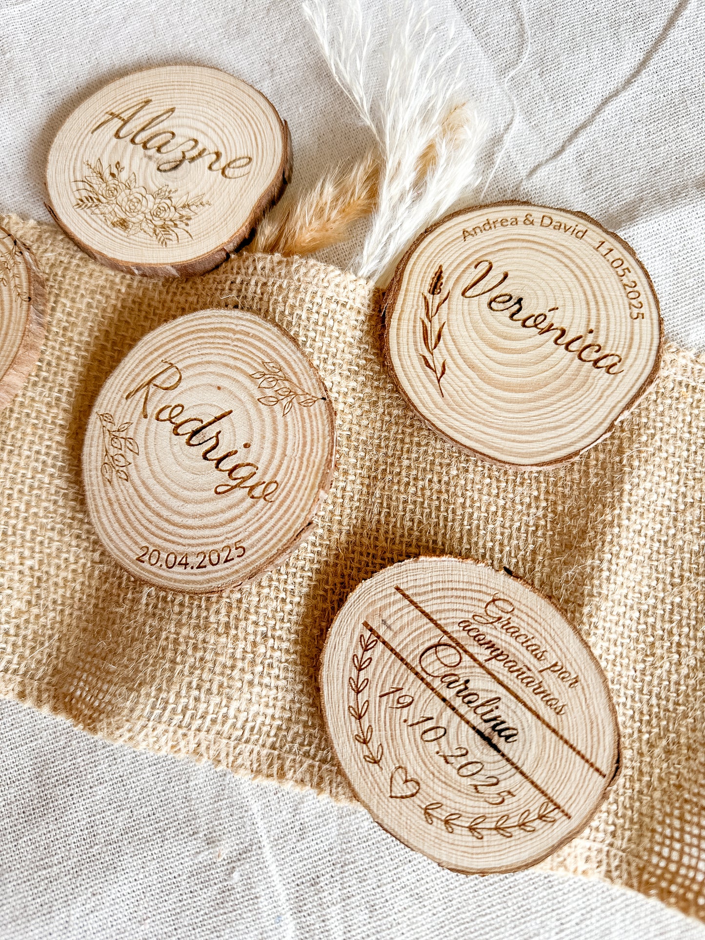 Marca sitios personalizados - Rodajas Madera con imán 🪵