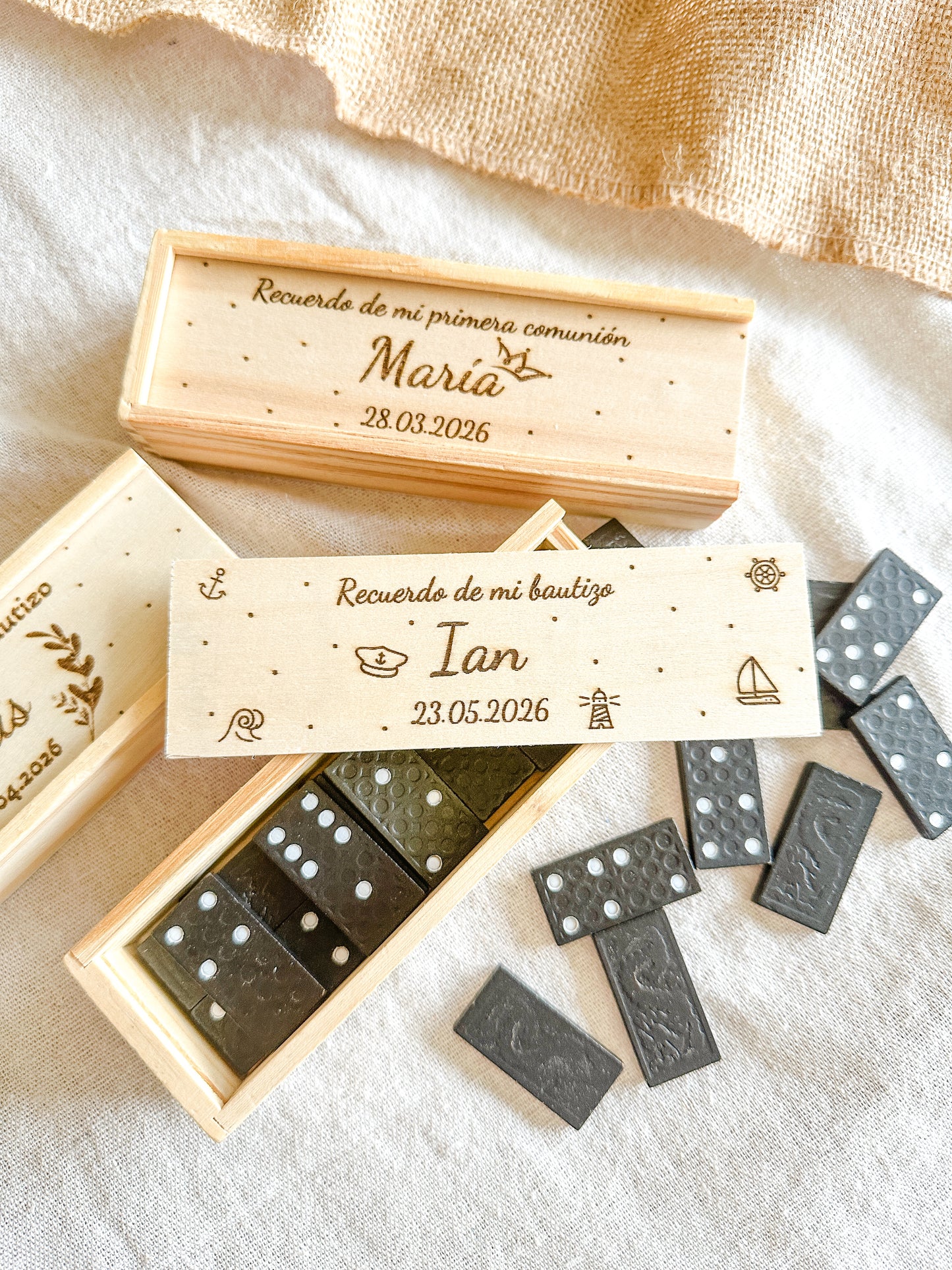Dominó de madera personalizado ✨