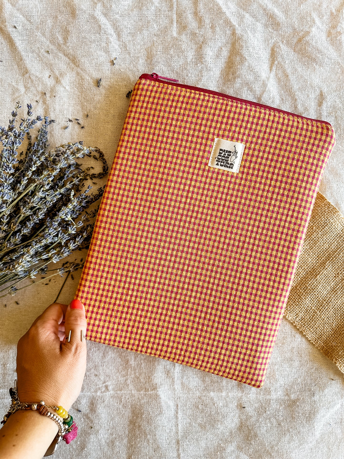 Funda libro / iPad 📚♥️ - DYS