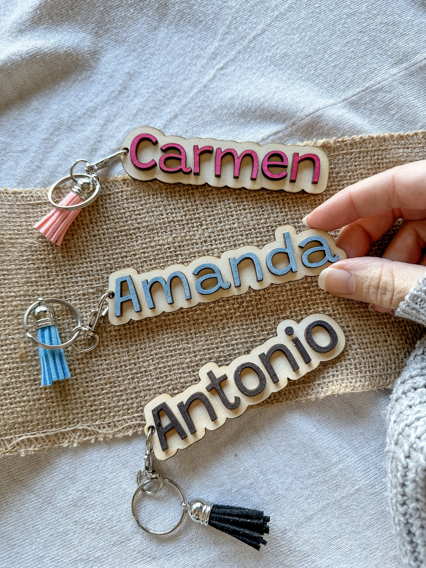 Llaveros nombres de madera 🔑