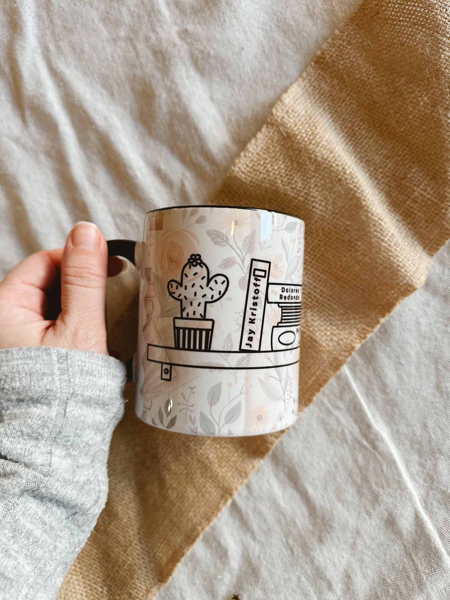 Taza Personalizada - Estantería Autores Favoritos 📚