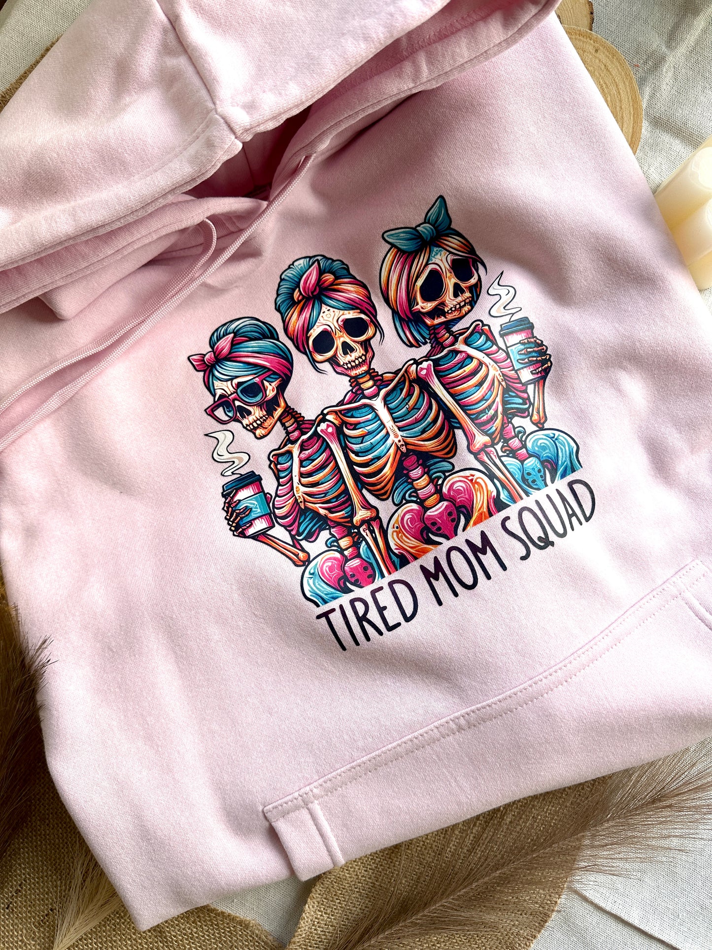 Sudadera - Tired Mom Squad - Última Unidad