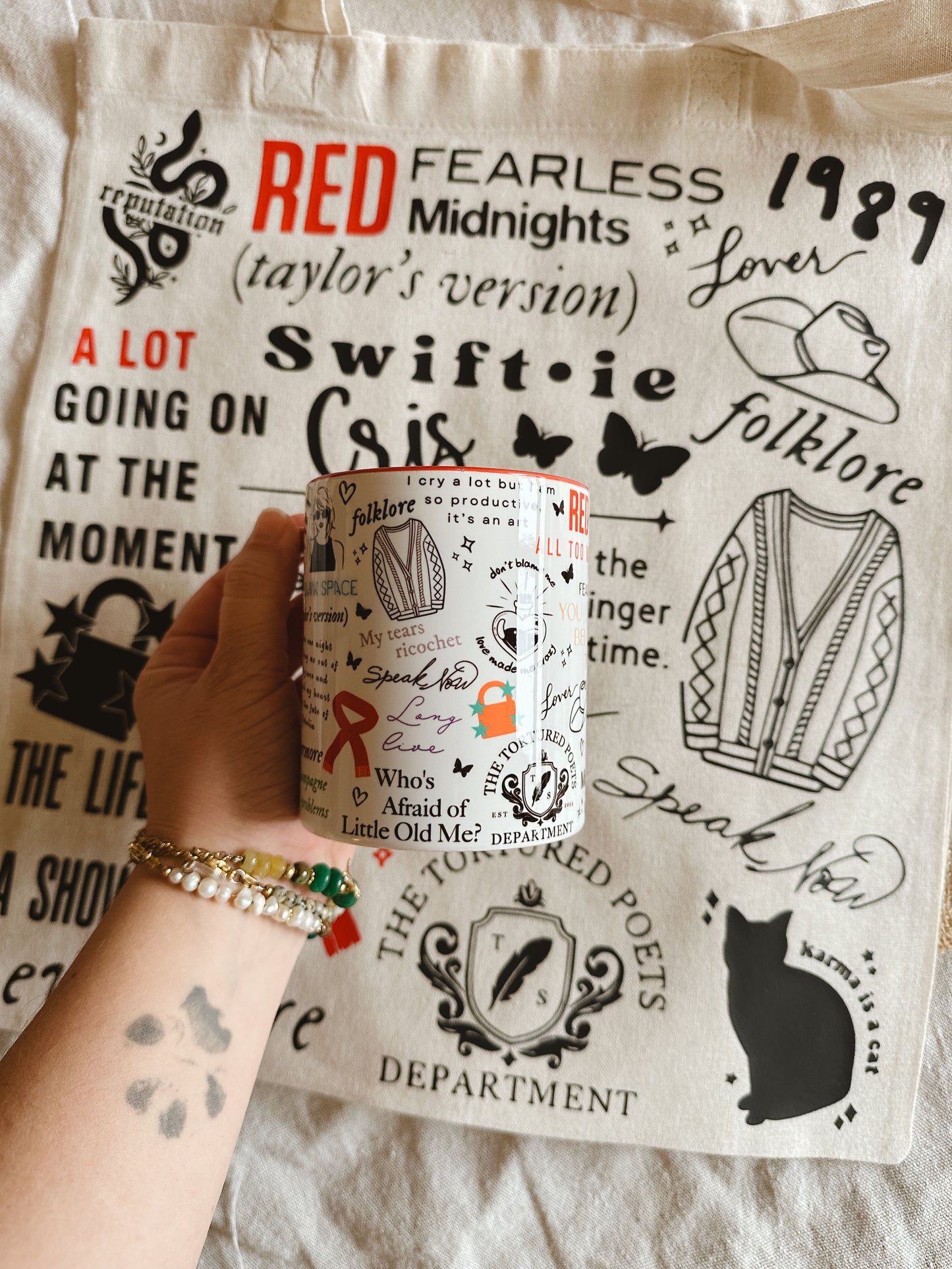 Pack Tote Bag + Taza ERAS Personalizada Taylor Swift ✨