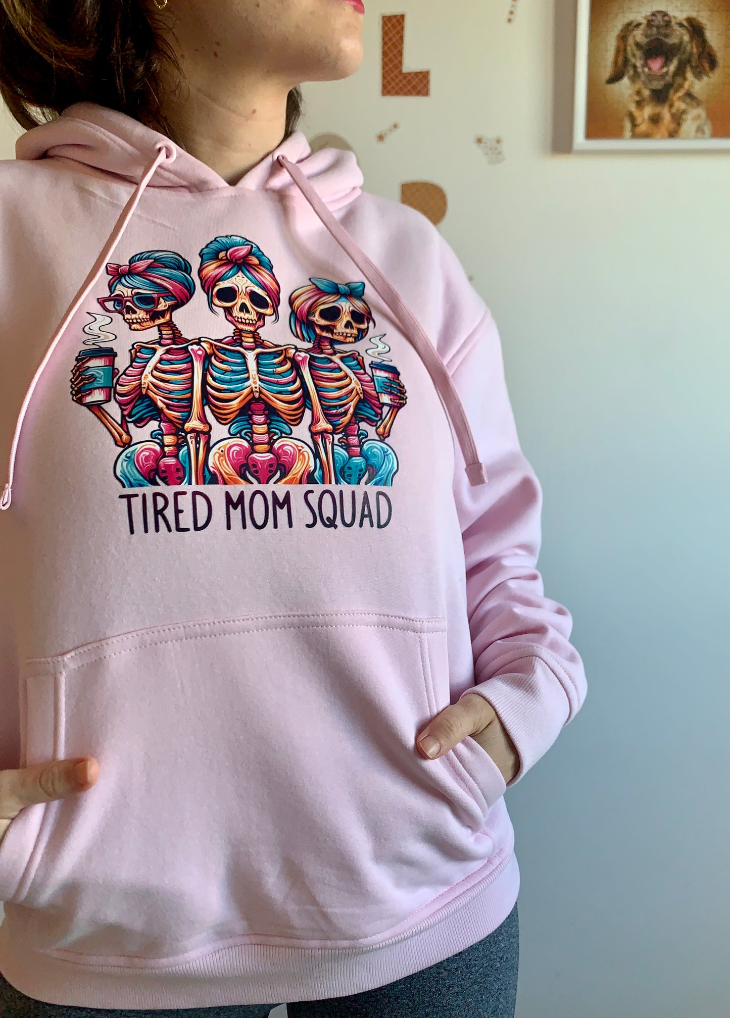 Sudadera - Tired Mom Squad - Última Unidad