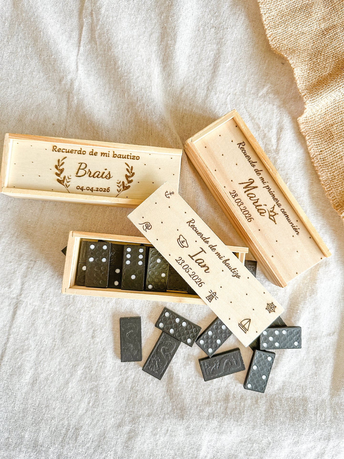 Dominó de madera personalizado ✨