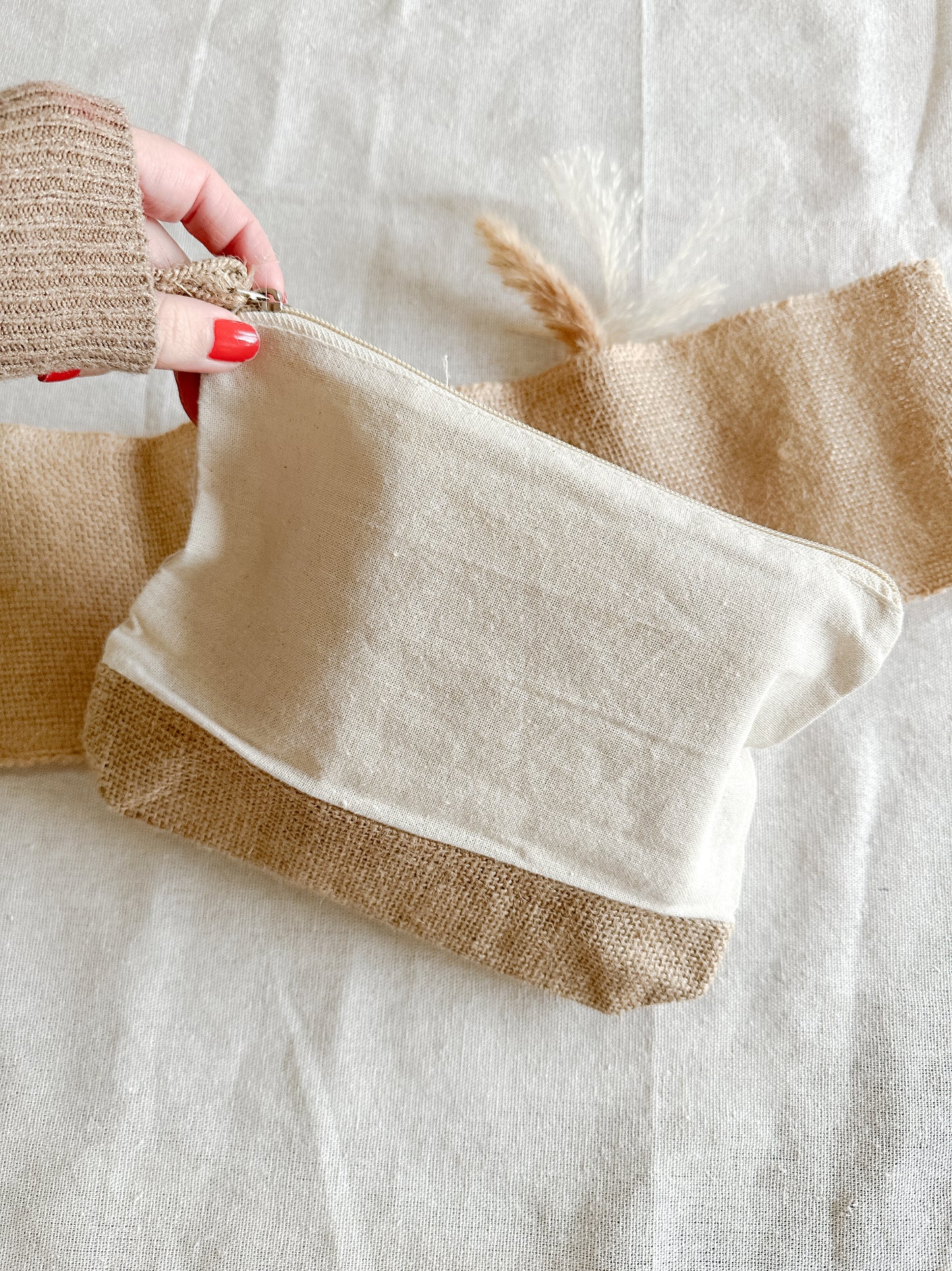 Trousse de toilette en coton et jute